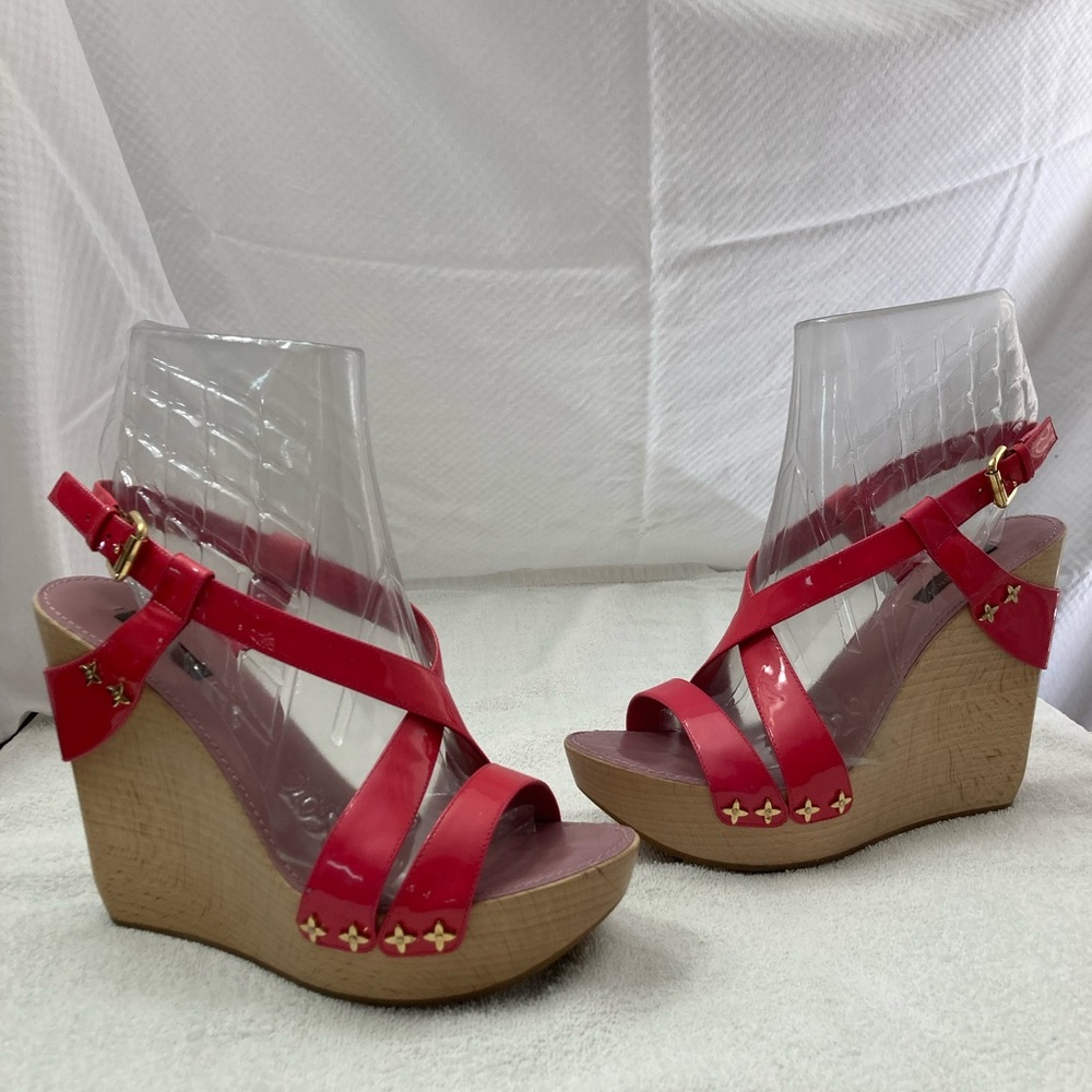 Louis Vuitton Wood Heel Wedge Sandal - Picture 3 of 11